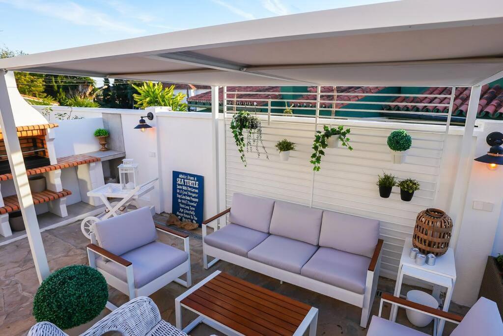 Villa Casacara Marbella Beachside Costabella -Spain Exteriör bild