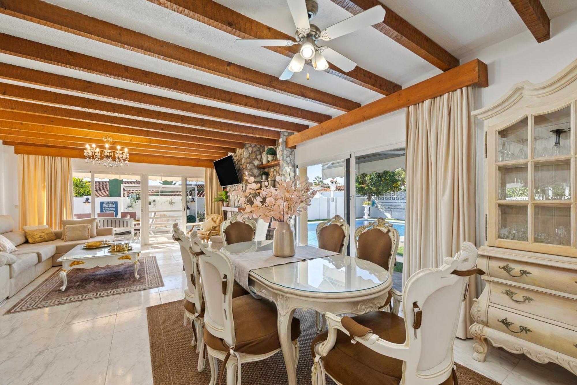 Villa Casacara Marbella Beachside Costabella -Spain Exteriör bild